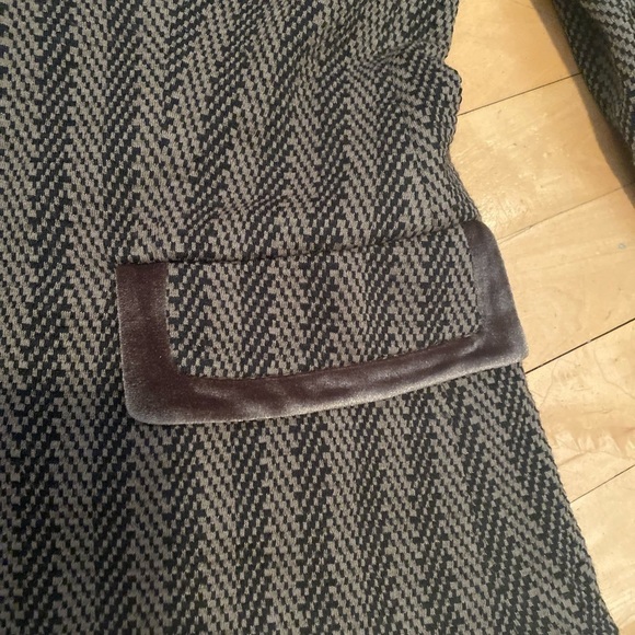 VINTAGE Armani Collezioni wool blend light weight blazer size 12 - Picture 3 of 8